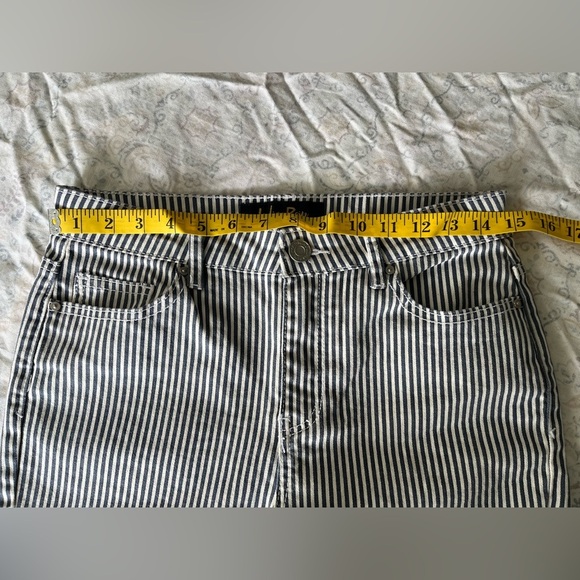 Indigo Rein Blue and White Boot Cut Jeans - Picture 3 of 12